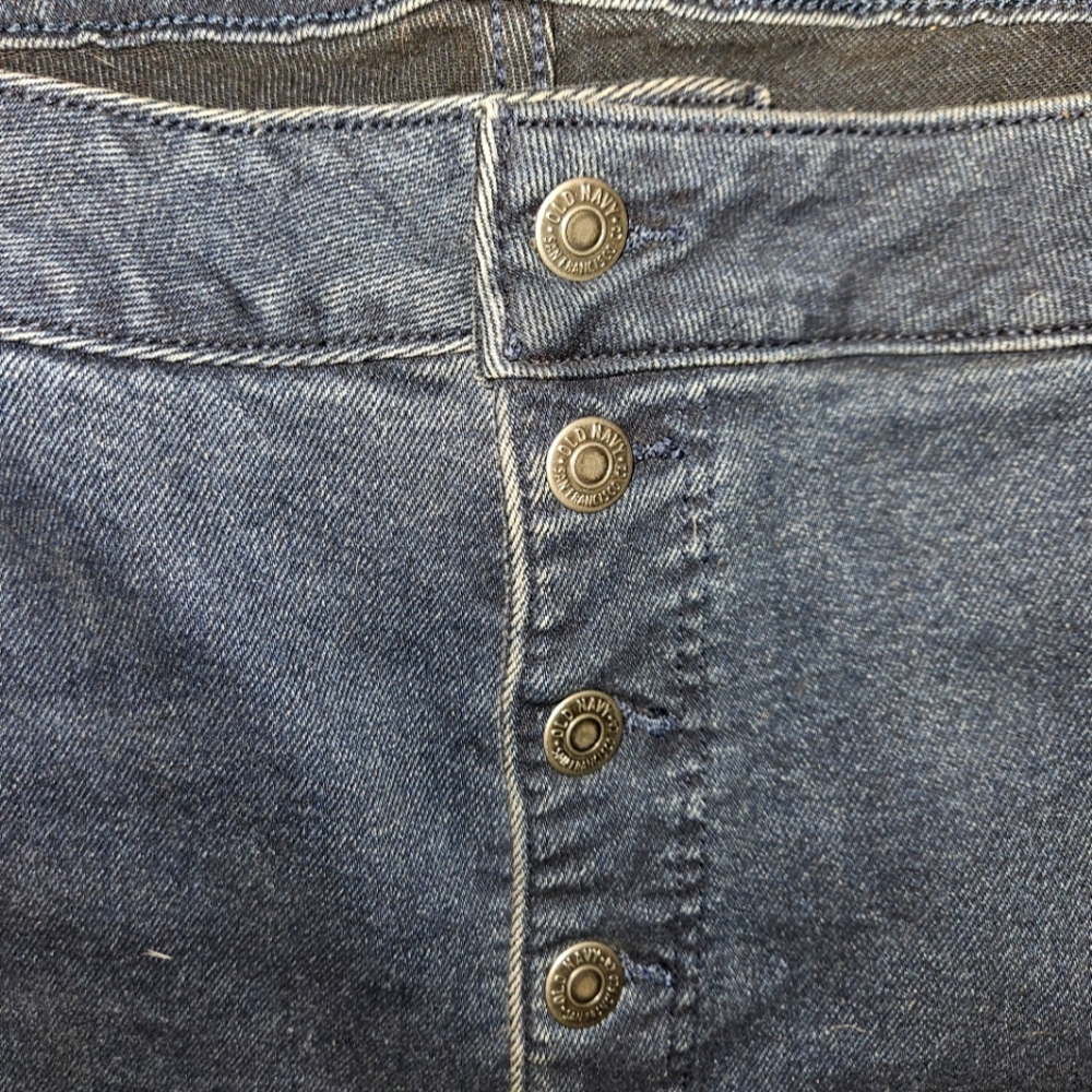 Old Navy Rockstar Super Skinny Jeans